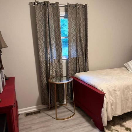 Loners Loft Private Rooms 亨茨维尔 外观 照片